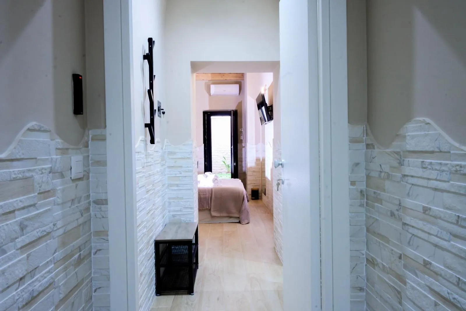 ゲストハウス Criba Rooms バーリ